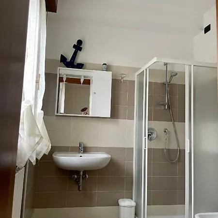 A Paranza לינה וארוחת בוקר 3*